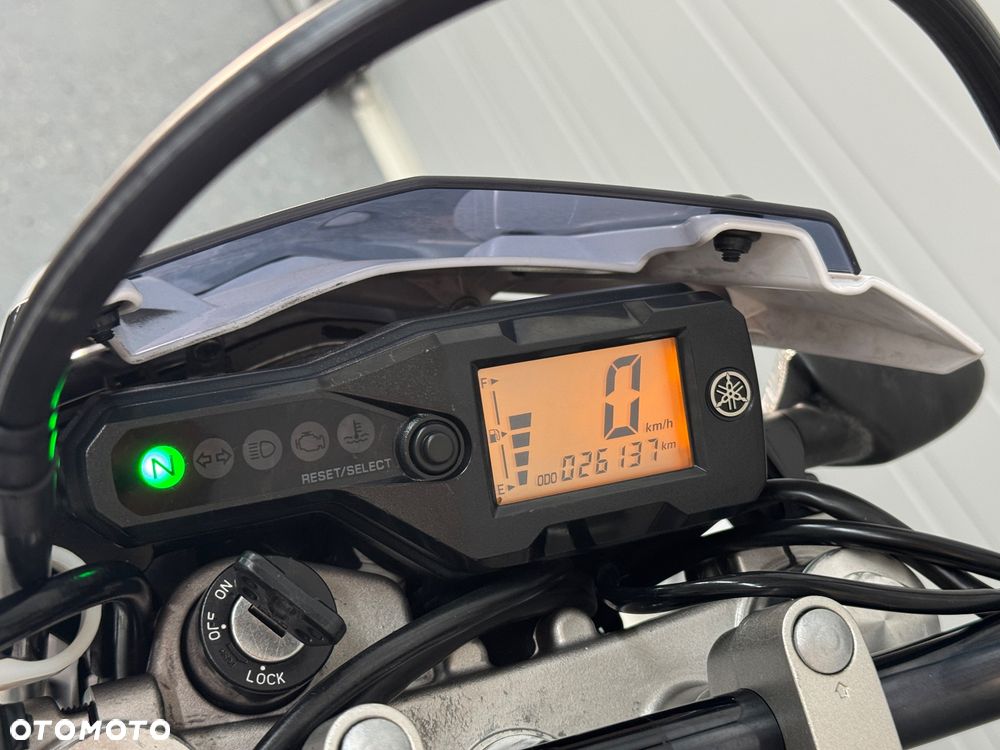 Yamaha WR - 22