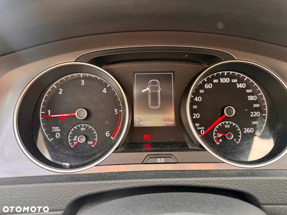 Volkswagen Golf 1.6 TDI DPF BlueMotion - 12