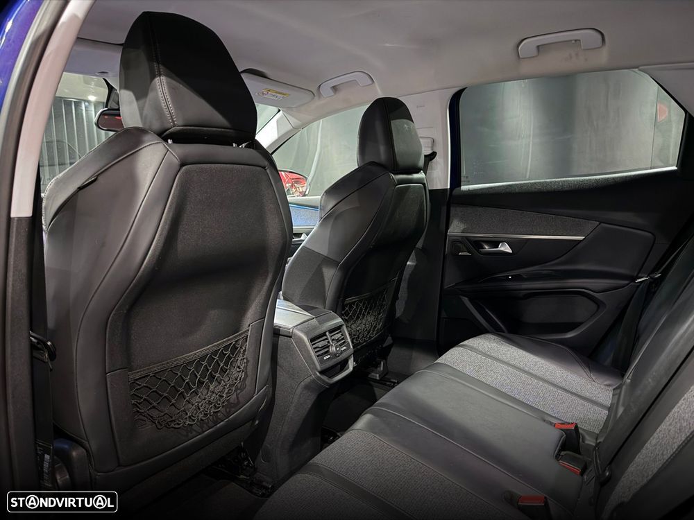 Peugeot 3008 1.6 BlueHDi Allure EAT6 - 35