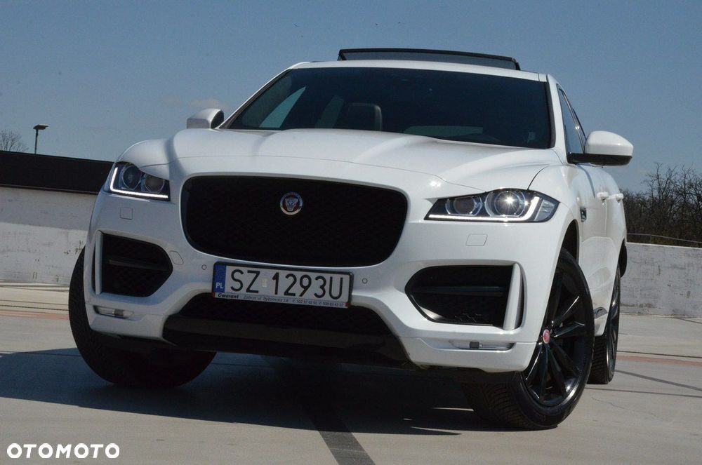 Jaguar F-Pace 2.0 i4P AWD Chequered Flag - 2