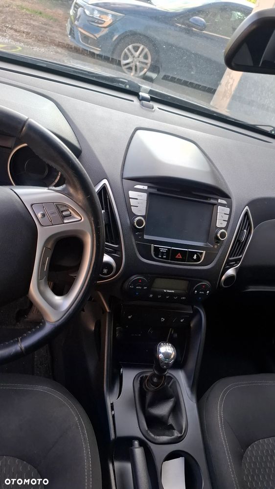 Hyundai ix35 - 11