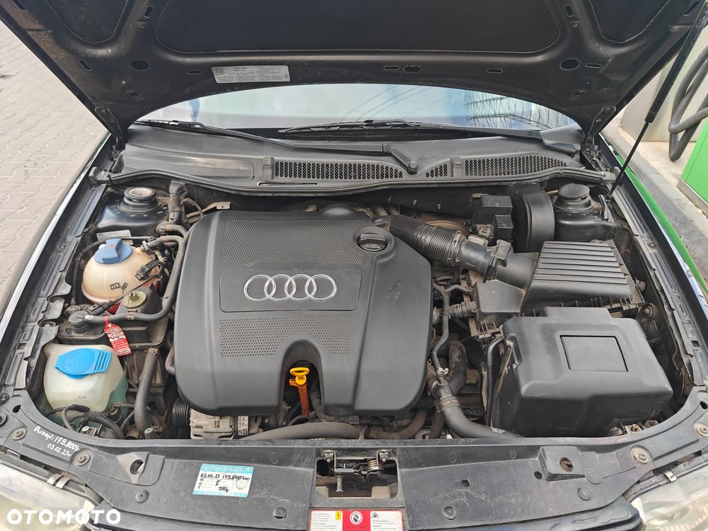 Audi A3 3-drzwiowe 1.6 Ambiente - 7