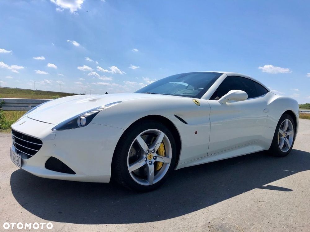 Ferrari California T - 40