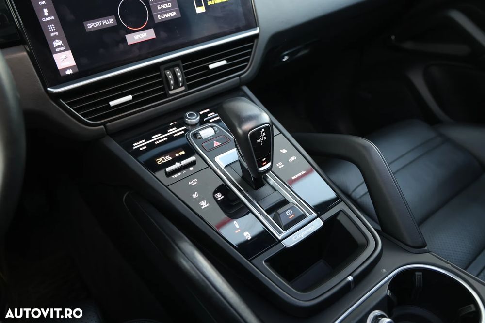Porsche Cayenne E-Hybrid Tiptronic S Platinum Edition - 21
