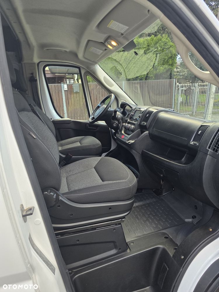 Dodge RAM PROMASTER 1500 - 5