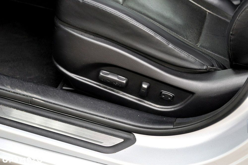 Hyundai i40 Kombi 1.7 CRDi Premium - 8