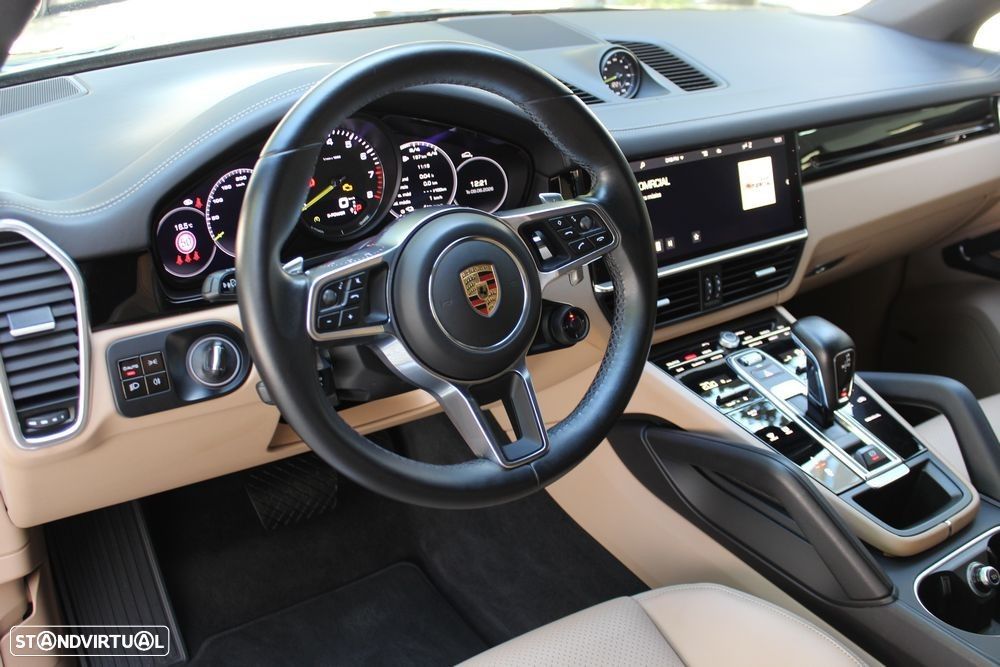 Porsche Cayenne Coupé E-Hybrid - 14