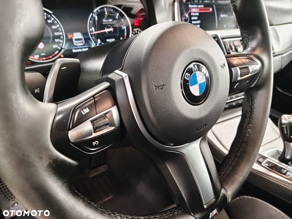 BMW Seria 5 520d M Sport - 14