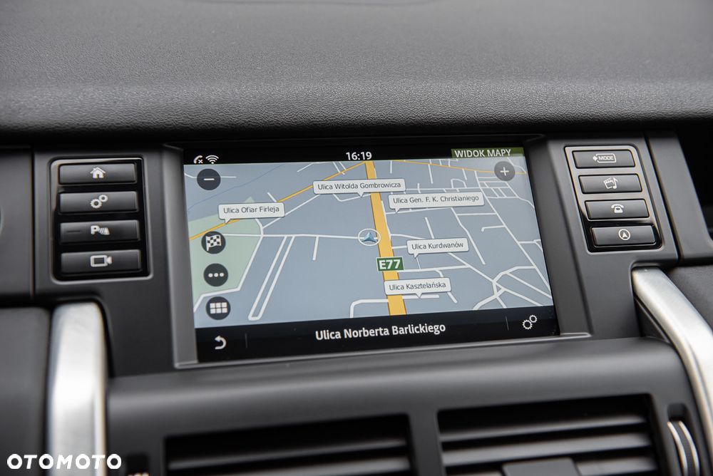 Land Rover Discovery Sport - 22