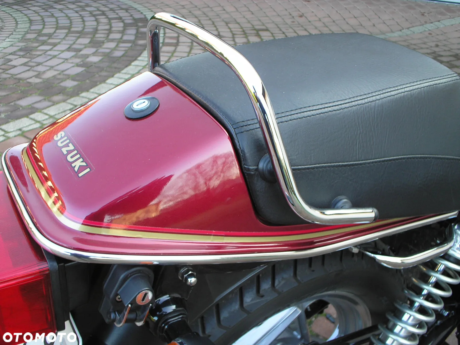 Suzuki GS - 12