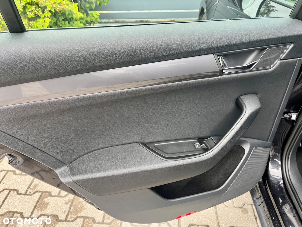Skoda Superb 2.0 TDI Active - 20