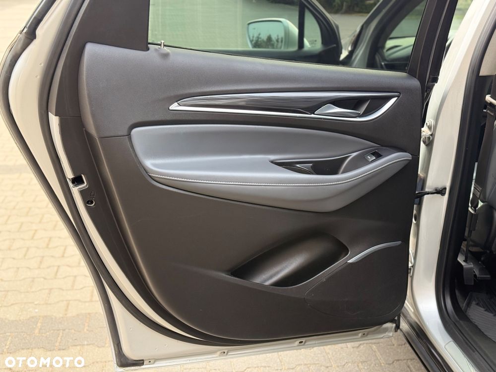 Buick Enclave - 26
