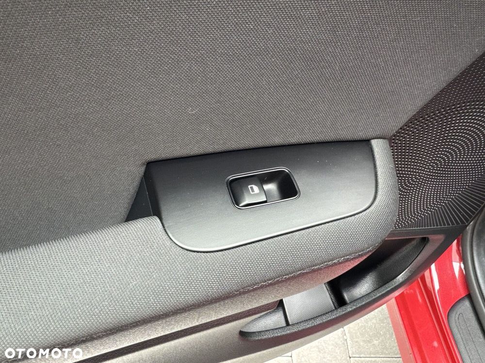 Kia Ceed 1.5 T-GDI M DCT - 25