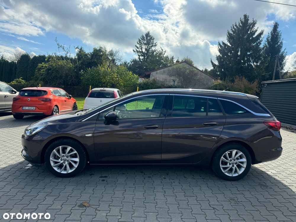 Opel Astra 1.4 Turbo Business - 11