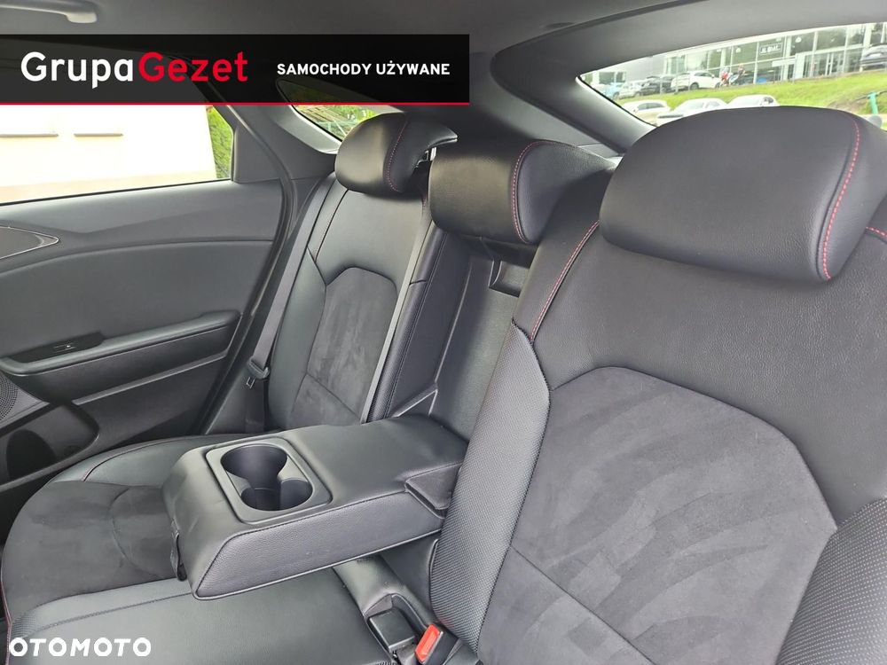 Kia ProCeed 1.6 T-GDI GT DCT - 16
