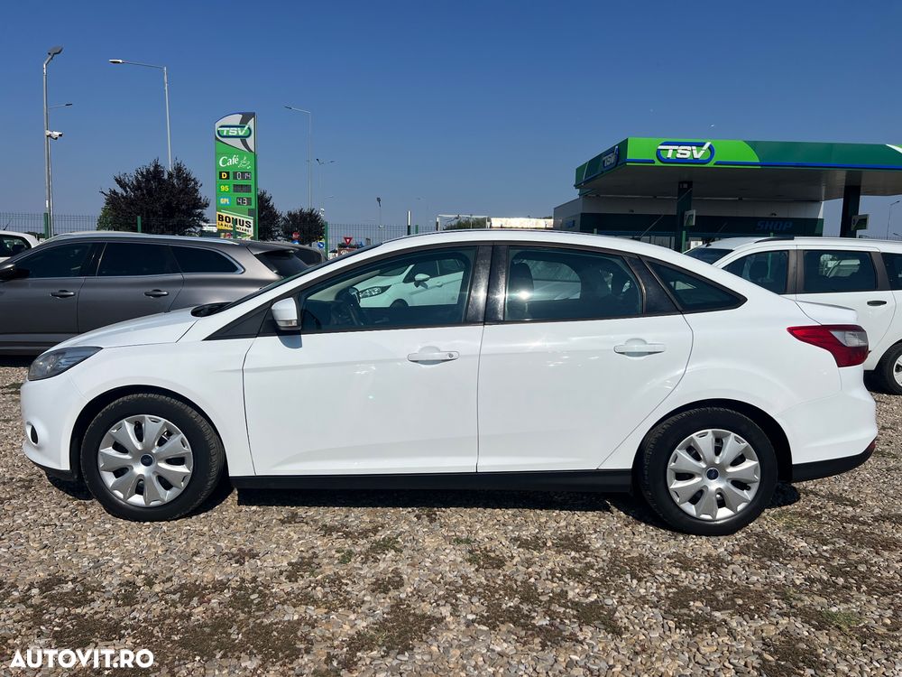 Ford Focus 1.6 TDCi DPF Trend - 13