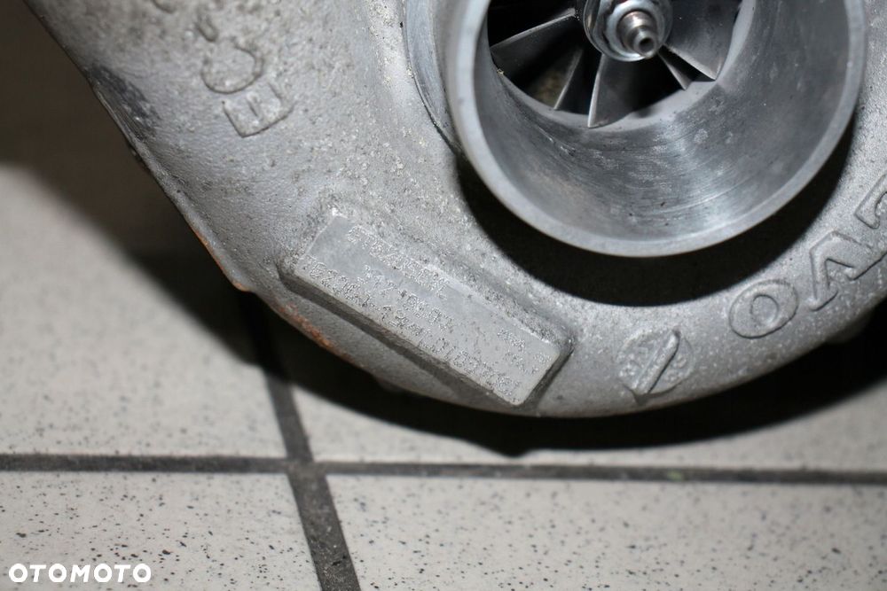 VOLVO V50 V70 XC70 XC60 D5 TURBO TURBINA 31219597 - 3