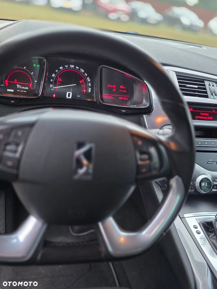 Citroën DS5 THP 155 Chic - 13