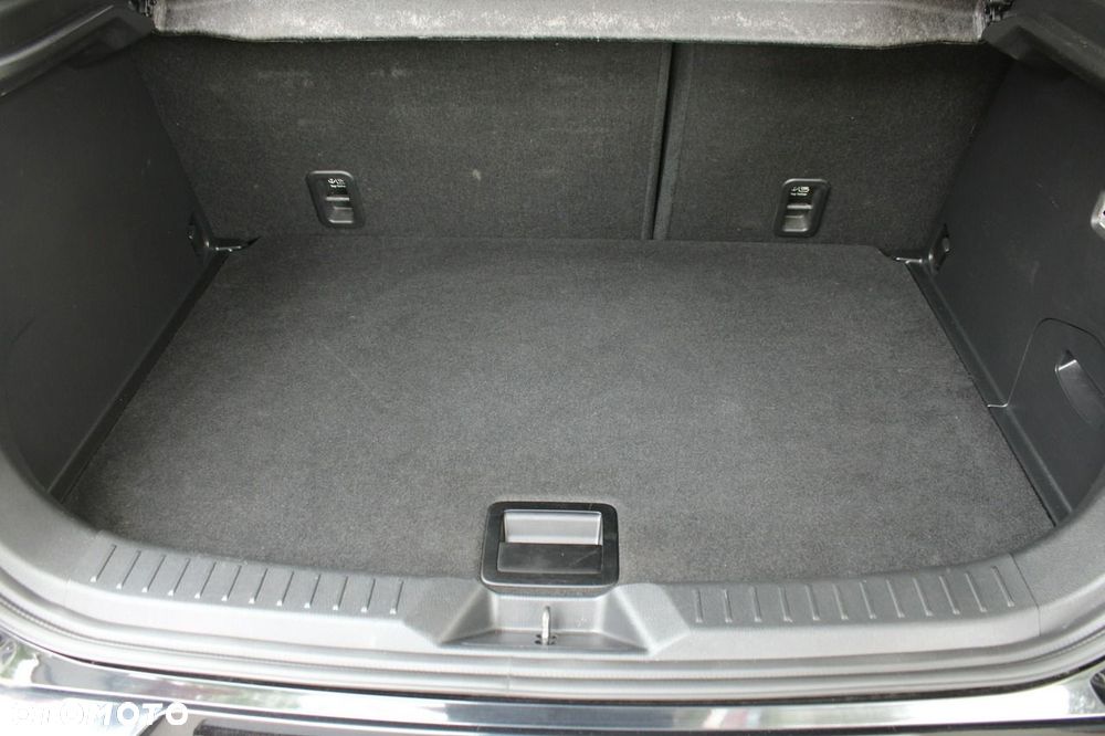 Mazda CX-3 SKYACTIV-G 120 FWD Sports-Line - 33