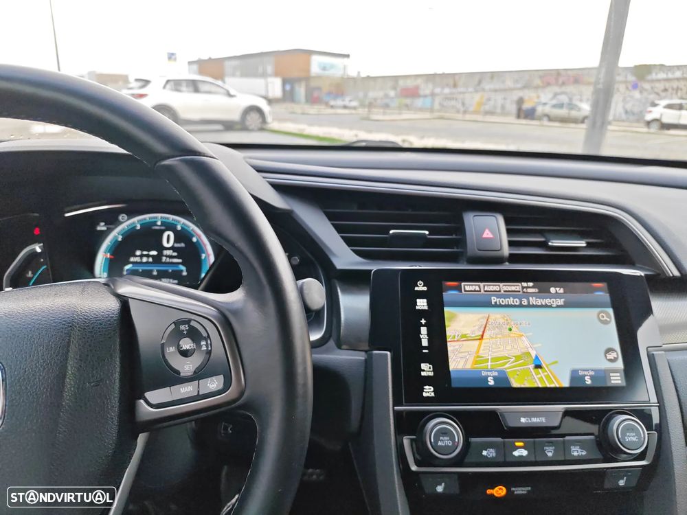 Honda Civic 1.0 i-VTEC Elegance CVT Navi - 17