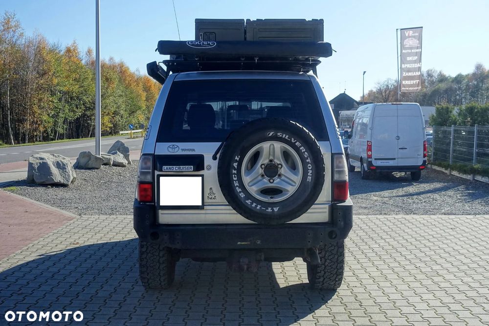 Toyota Land Cruiser - 6