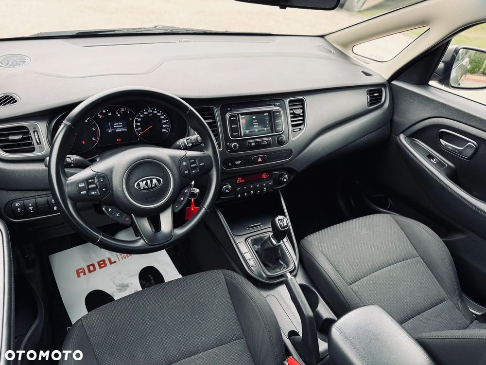 Kia Carens 1.7 CRDi M - 27