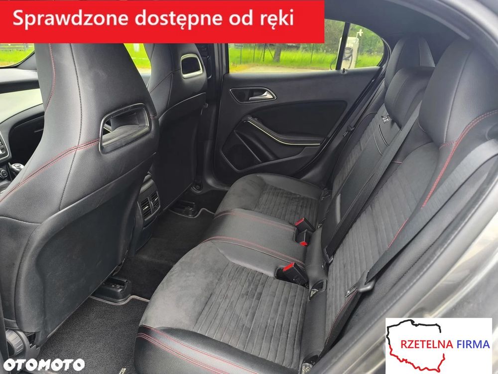 Mercedes-Benz GLA 180 AMG Line - 9