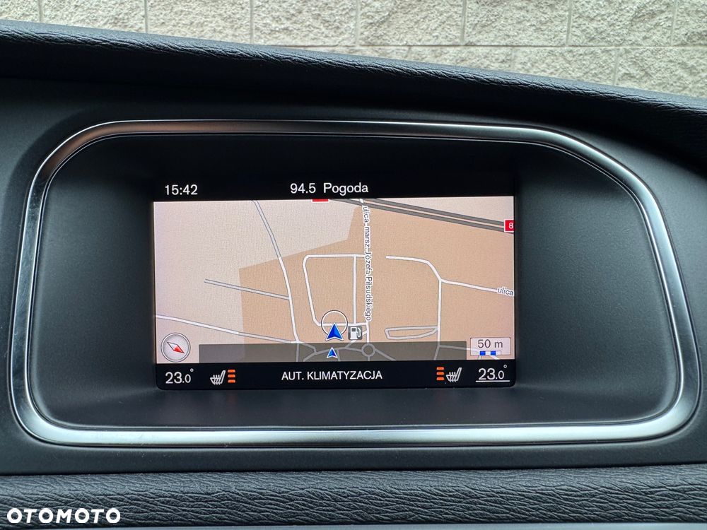 Volvo V40 T3 Drive-E R-Design Momentum - 16