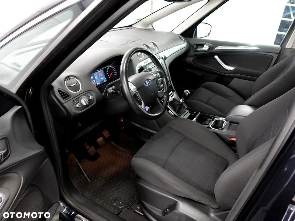 Ford S-Max 2.0 TDCi DPF Titanium - 12