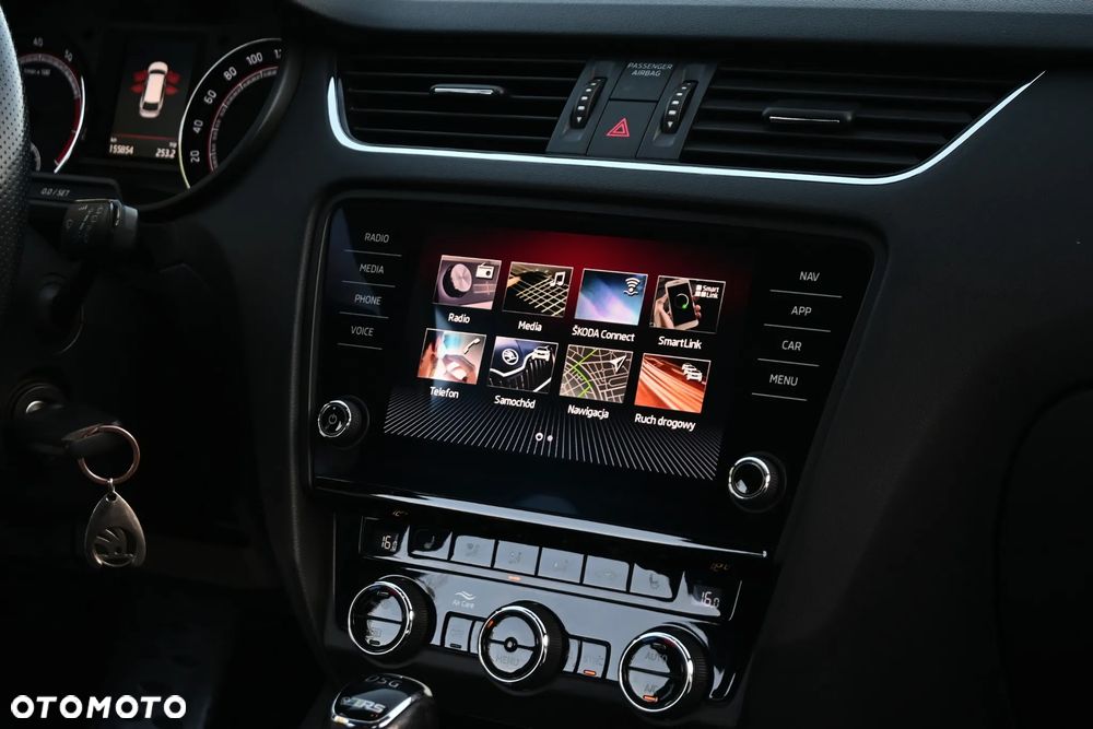 Skoda Octavia 2.0 TSI RS DSG - 24