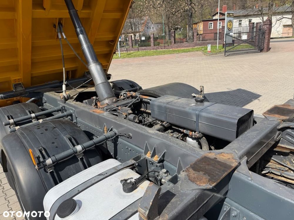 Mercedes-Benz Actros 2644 - 16