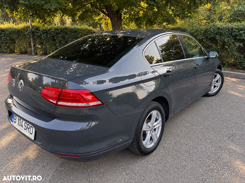 Volkswagen Passat 2.0 TDI DSG Advance - 3