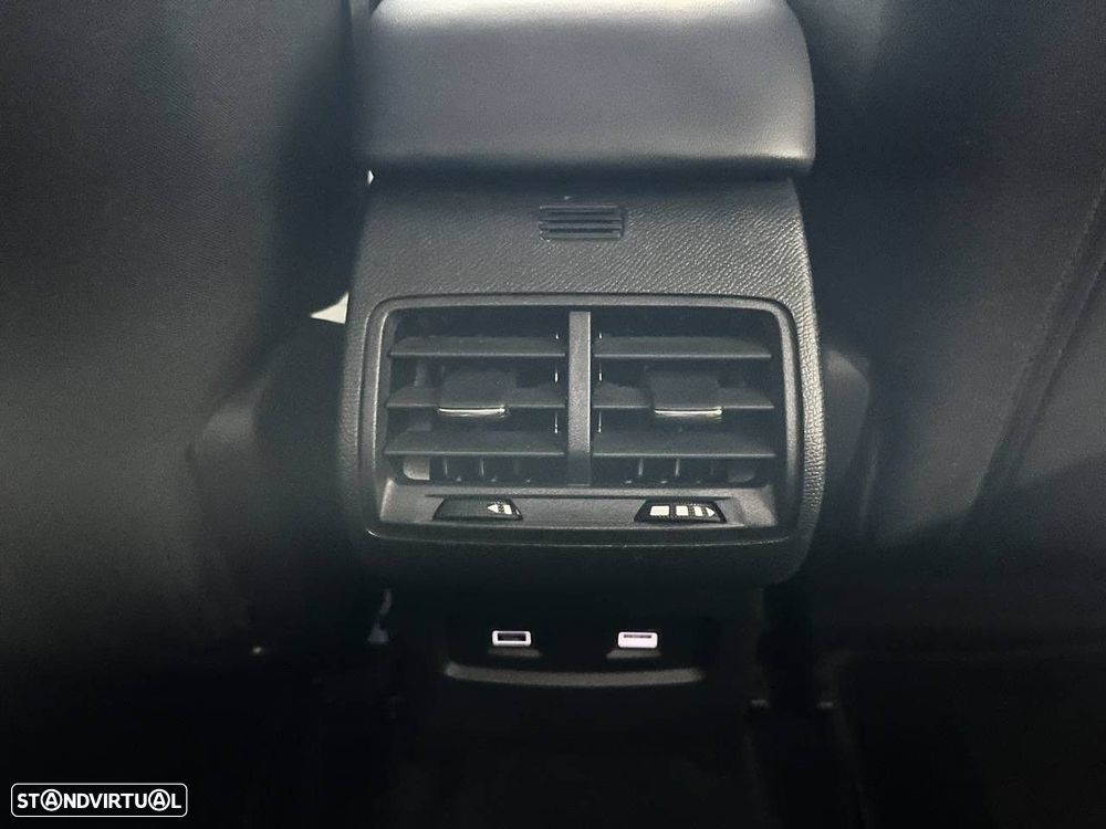 Citroën e-C4 50 kWh Shine - 32