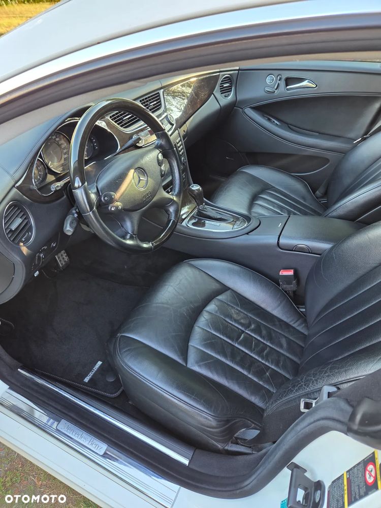 Mercedes-Benz CLS 500 - 38