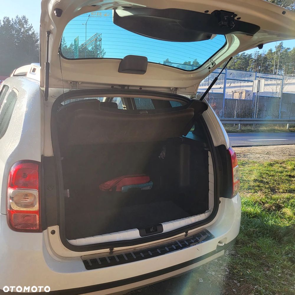 Dacia Duster 1.6 16V 105 4x2 Laureate - 8