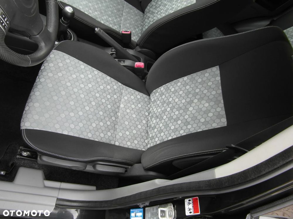 Suzuki SX4 Classic 1.6 VVT 4x4 Style - 17