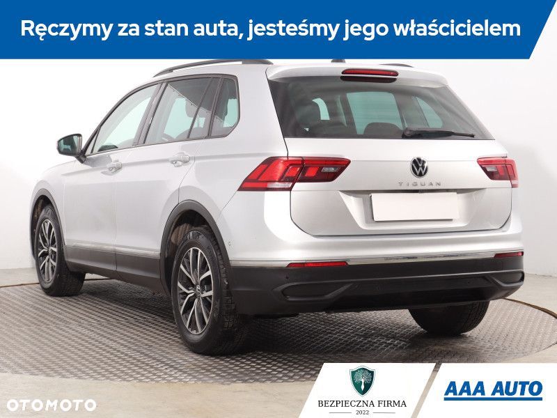 Volkswagen Tiguan - 6