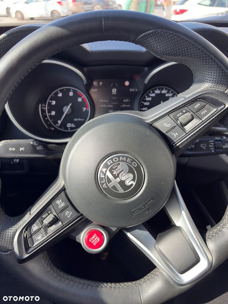 Alfa Romeo Stelvio 2.0 Turbo TI Q4 - 6