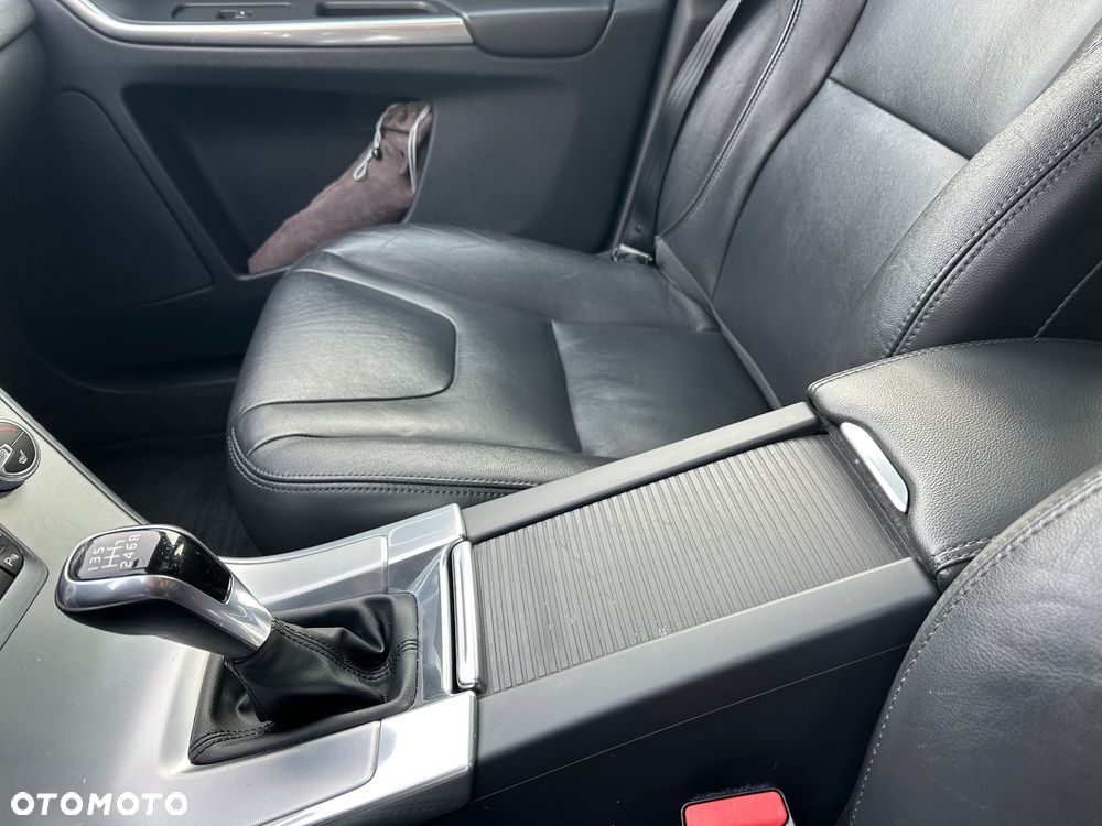 Volvo XC 60 D3 Drive-E Summum - 20