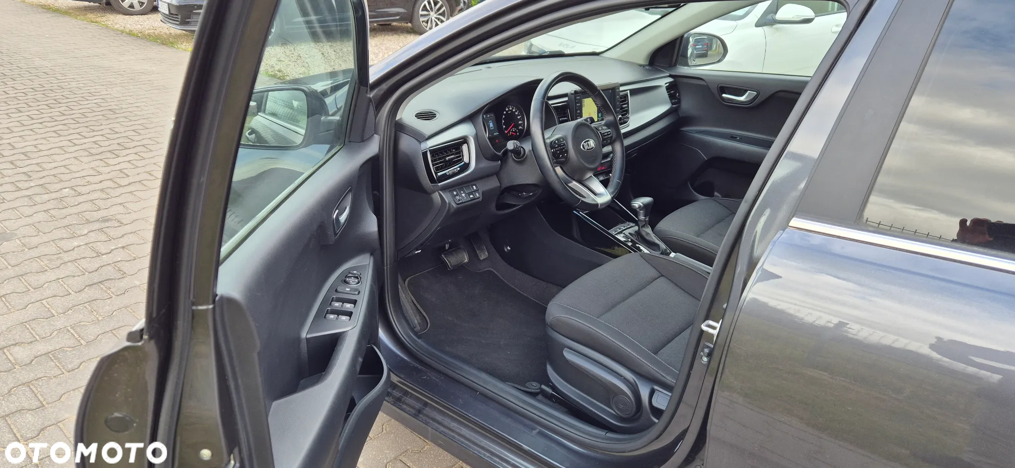 Kia Rio 1.4 L - 17