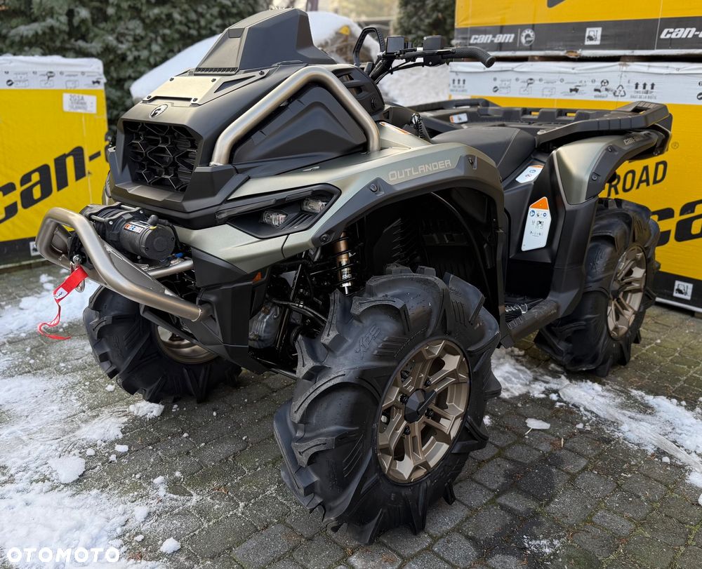 Can-Am Outlander - 1