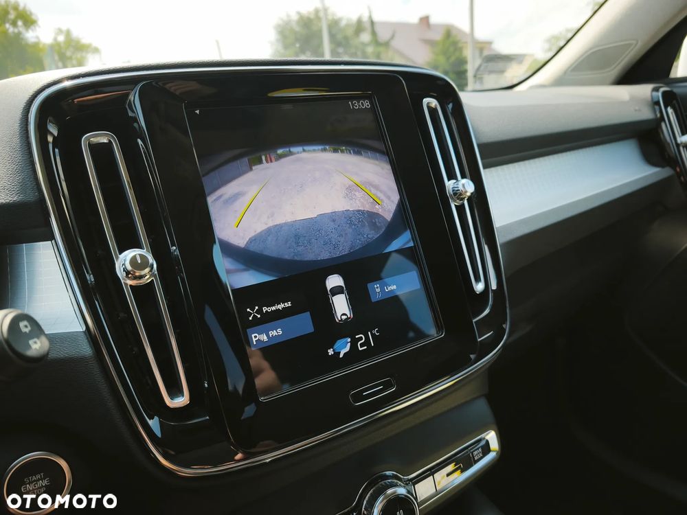 Volvo XC 40 T3 Momentum - 13