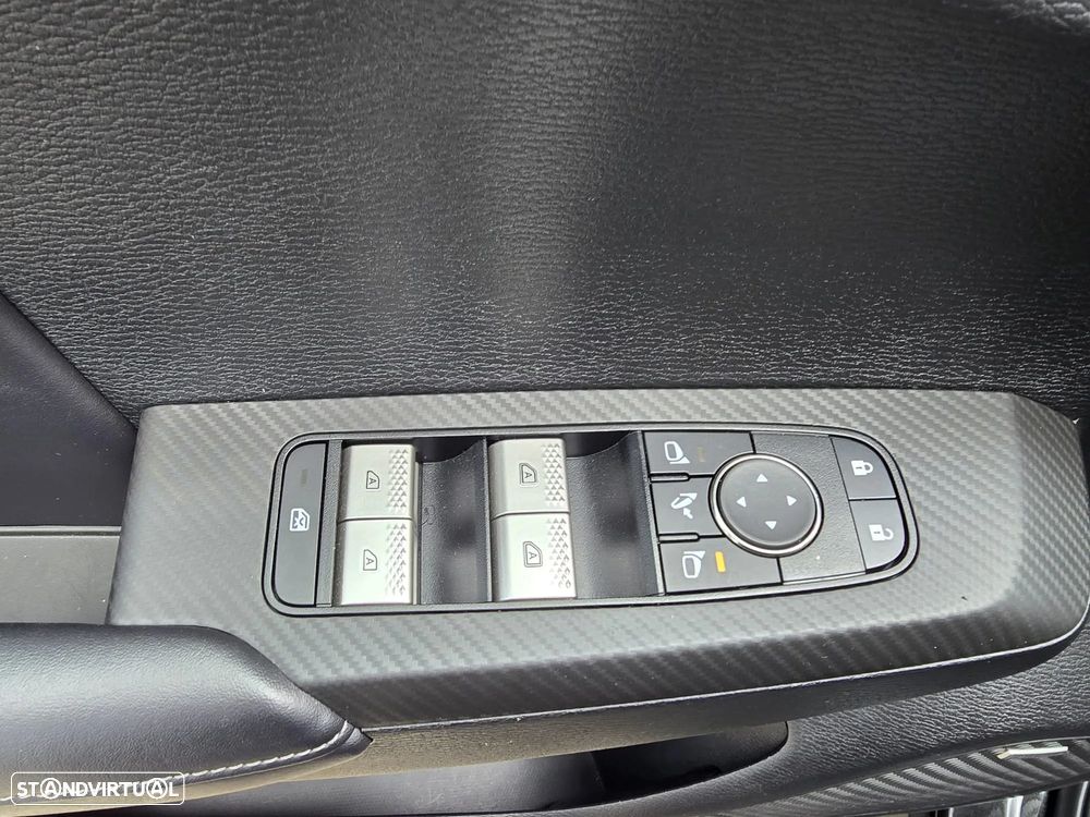 Mitsubishi Outlander 2.4 PHEV Intense - 17