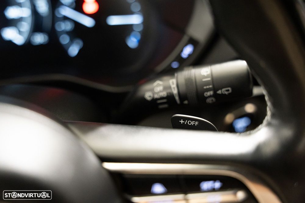 Mazda MX-30 e-SKYACTIV Excellence - 28