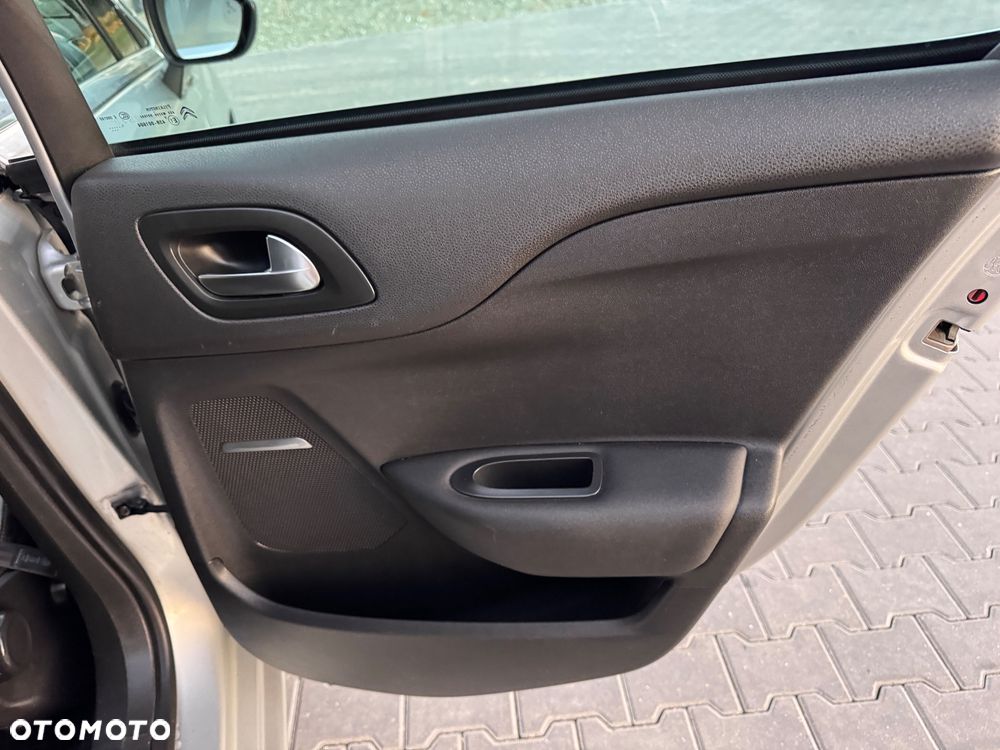 Citroën DS4 2.0 BlueHDi SportChic S&S - 23