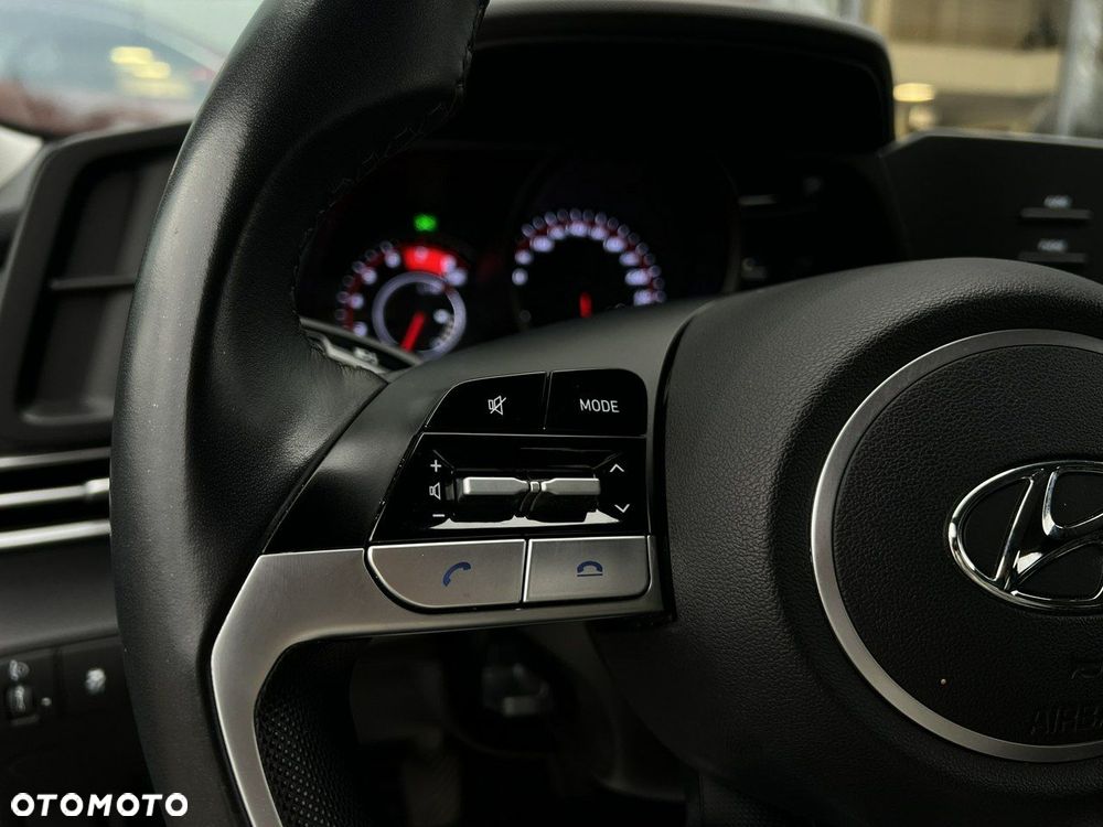 Hyundai Elantra - 17