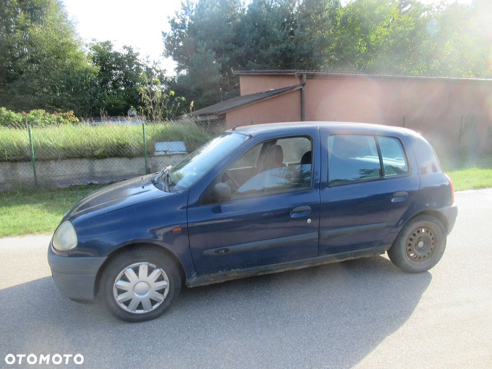 Renault Clio - 2