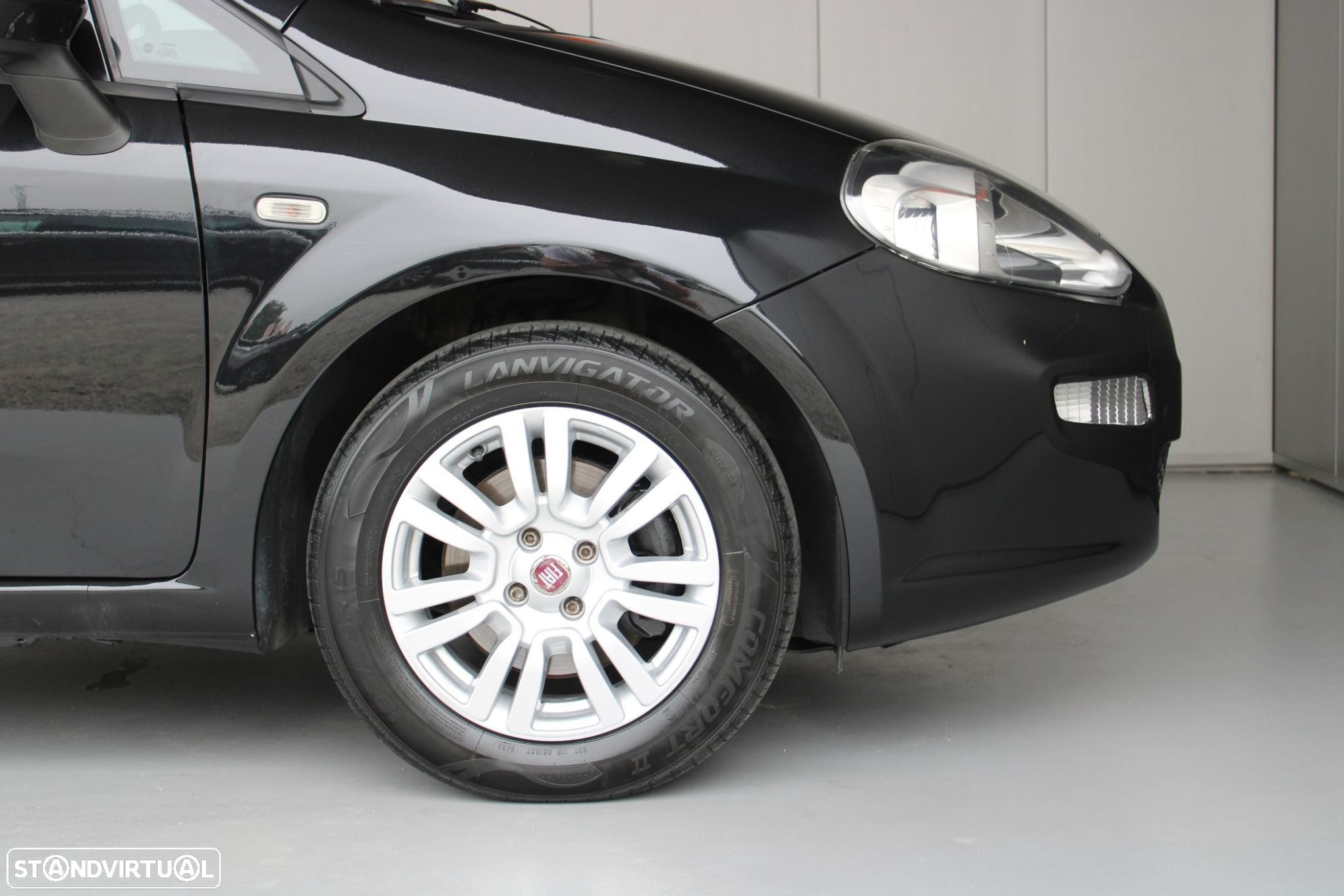 Fiat Punto 1.3 M-Jet Easy S&S - 17