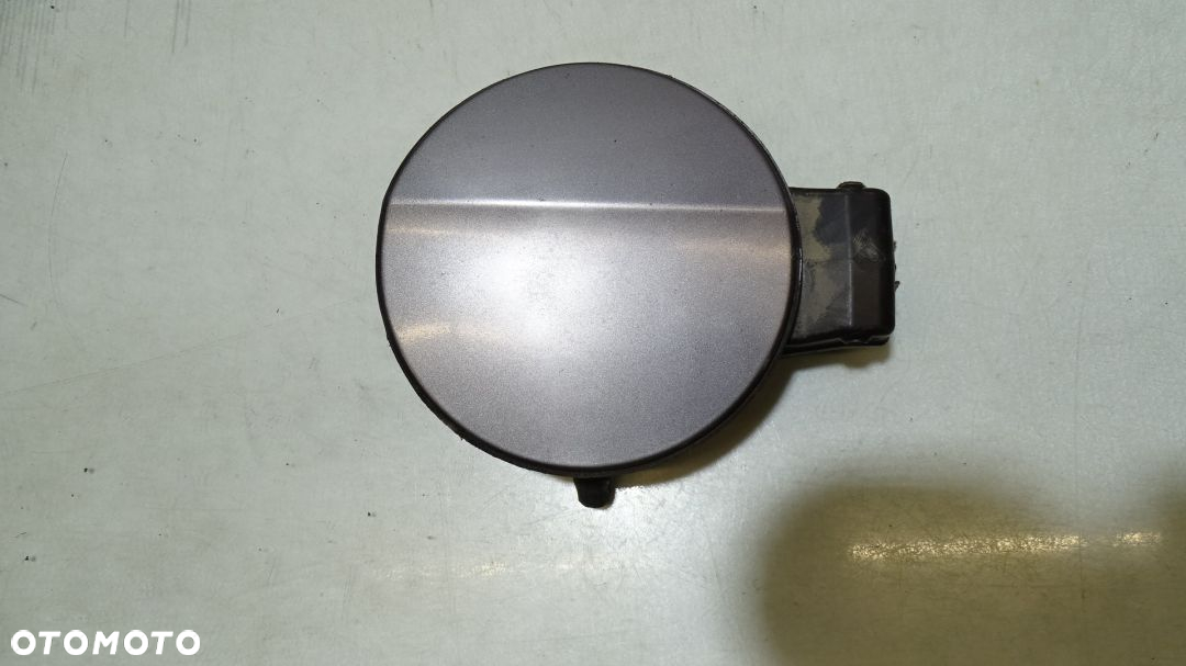 KLAPKA KOREK WLEWU PALIWA VOLKSWAGEN PASSAT B6 2.0TDI 3C9809857 - 2