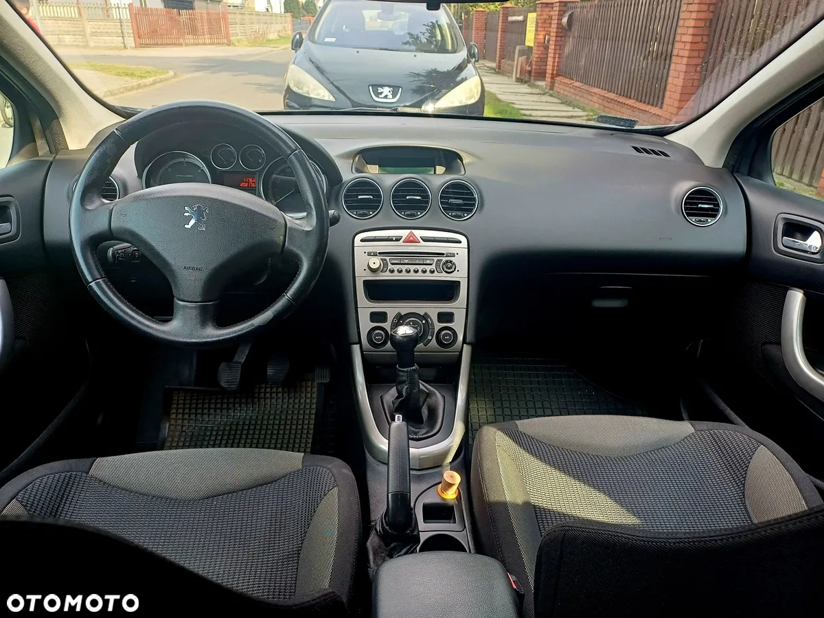 Peugeot 308 1.6 HDi Premium - 14